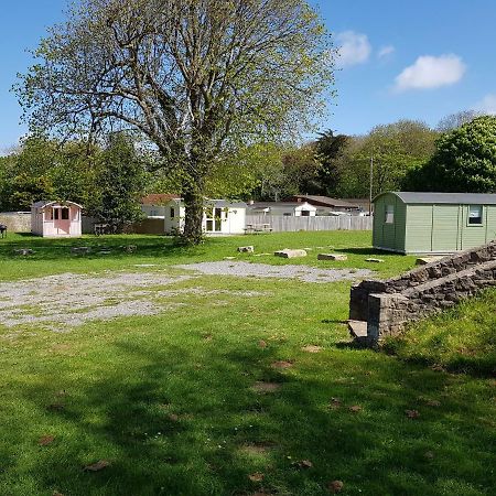 Acorn Camping And Caravan Park Llantwit Major Ngoại thất bức ảnh