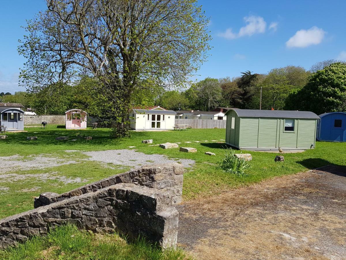 Acorn Camping And Caravan Park Llantwit Major Ngoại thất bức ảnh