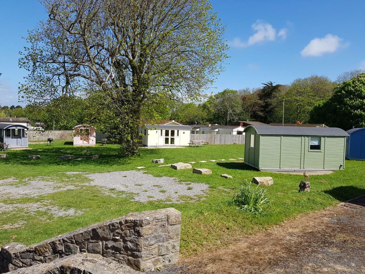 Acorn Camping And Caravan Park Llantwit Major Ngoại thất bức ảnh
