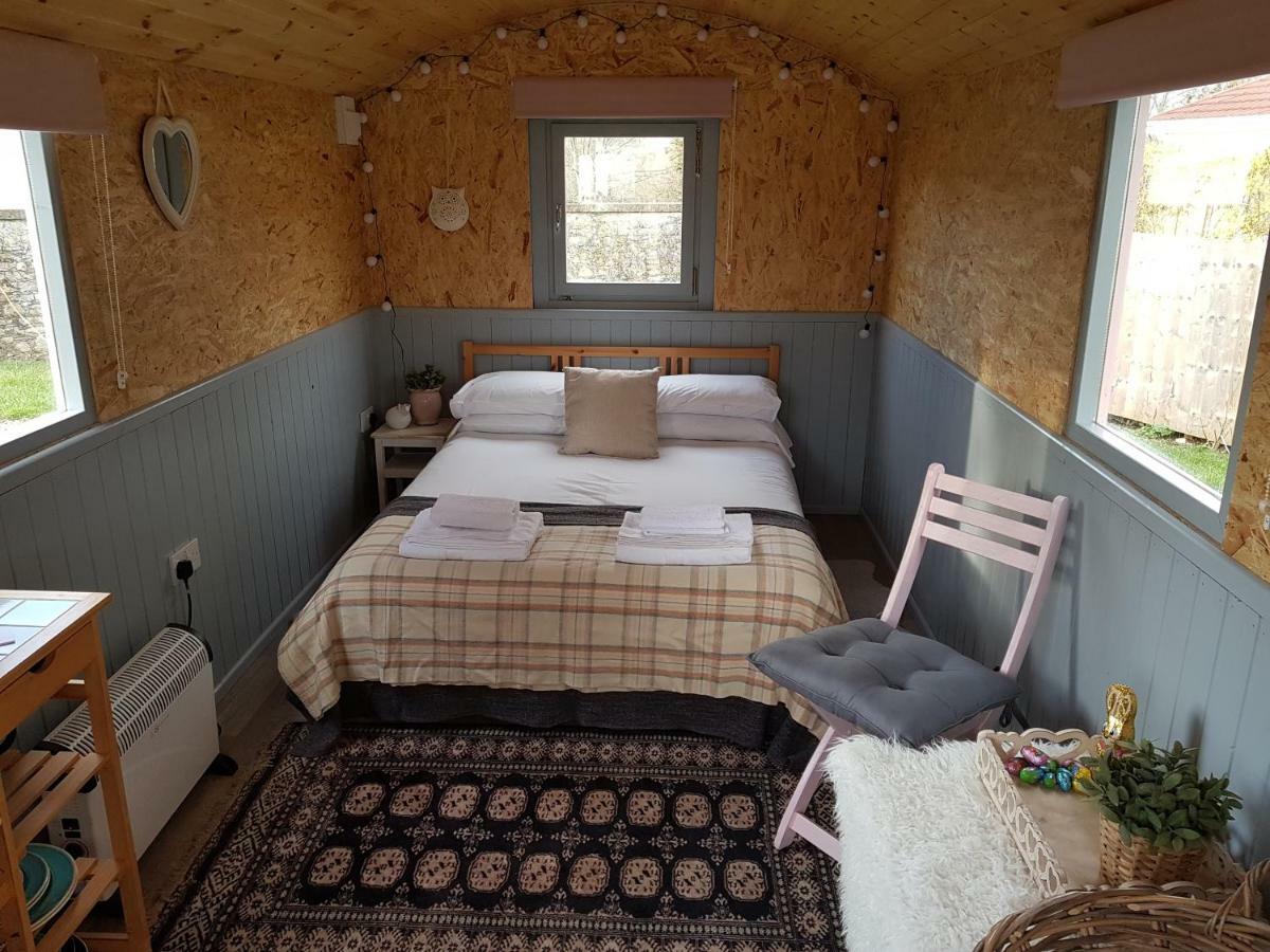 Acorn Camping And Caravan Park Llantwit Major Ngoại thất bức ảnh