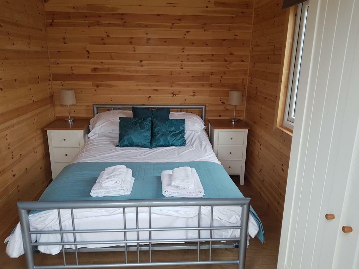 Acorn Camping And Caravan Park Llantwit Major Ngoại thất bức ảnh