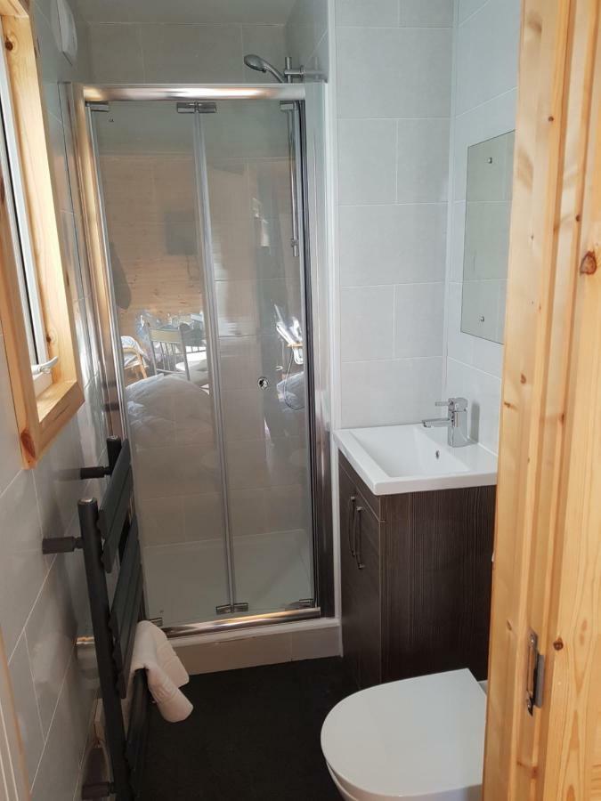 Acorn Camping And Caravan Park Llantwit Major Ngoại thất bức ảnh